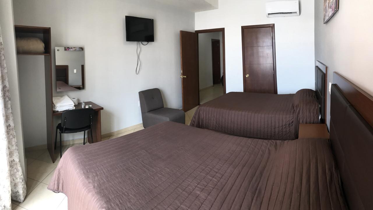 Hotel Real San Javier 산 후안 데 로스 라고스 외부 사진